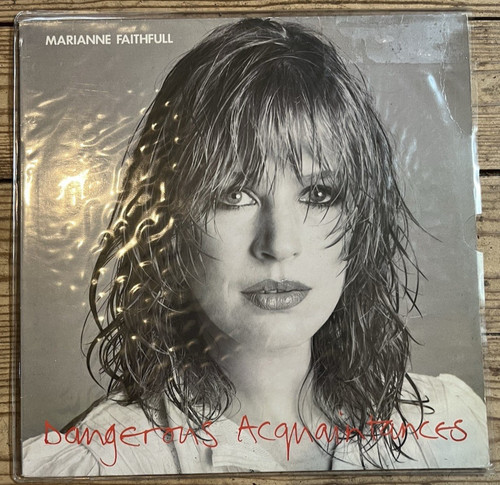 Marianne faithfull dangerous - marianne,